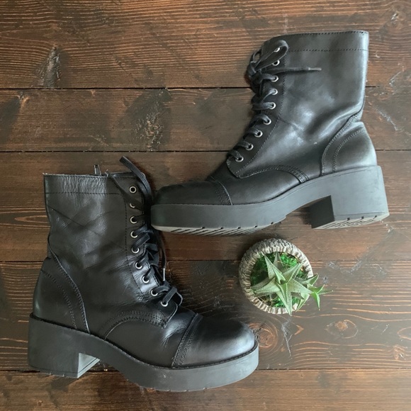 Steve Madden Shoes - Steve Madden Platform Combat Boots